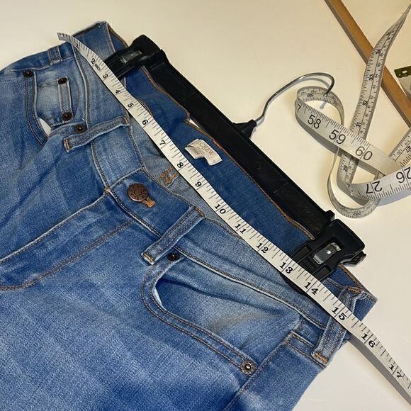 J.CREW Factory Light Wash Stretch Straight Jeans Size 28 - Picture 7 of 9